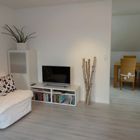 Helle 70 Qm Ferienwohnung Mit Herrlichem Blick Teningen Ngoại thất bức ảnh