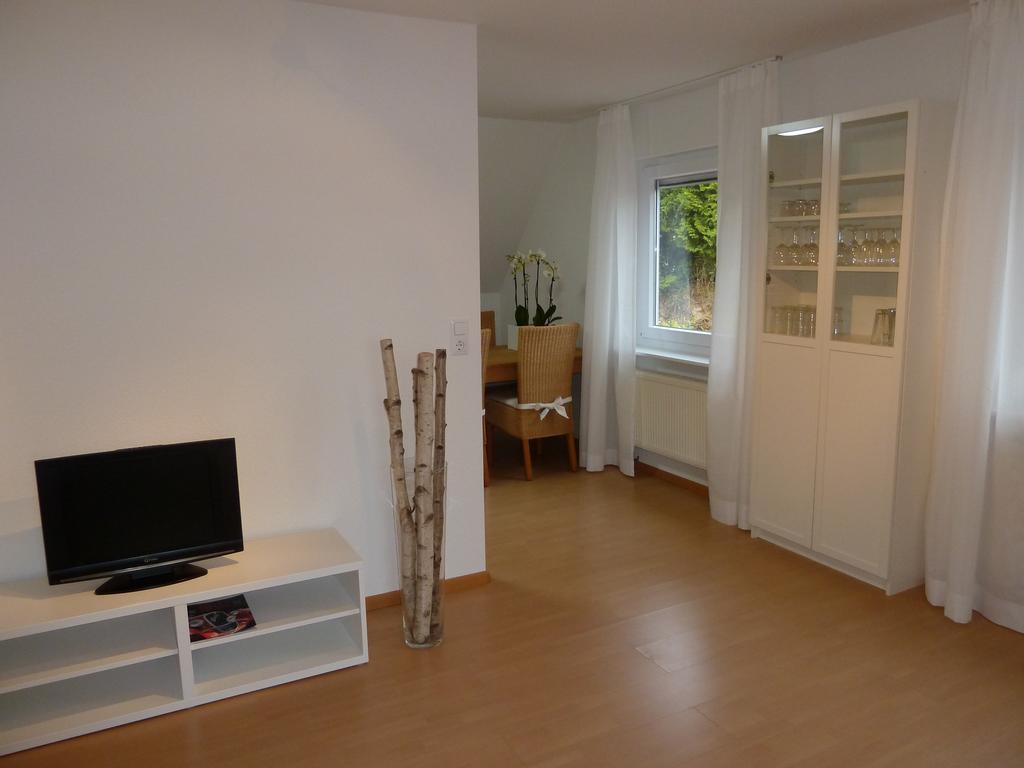 Helle 70 Qm Ferienwohnung Mit Herrlichem Blick Teningen Ngoại thất bức ảnh